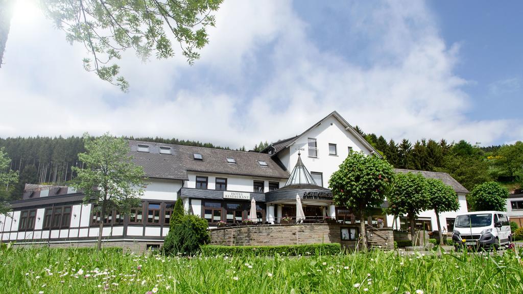 Hotel Schweinsberg Lennestadt Buitenkant foto